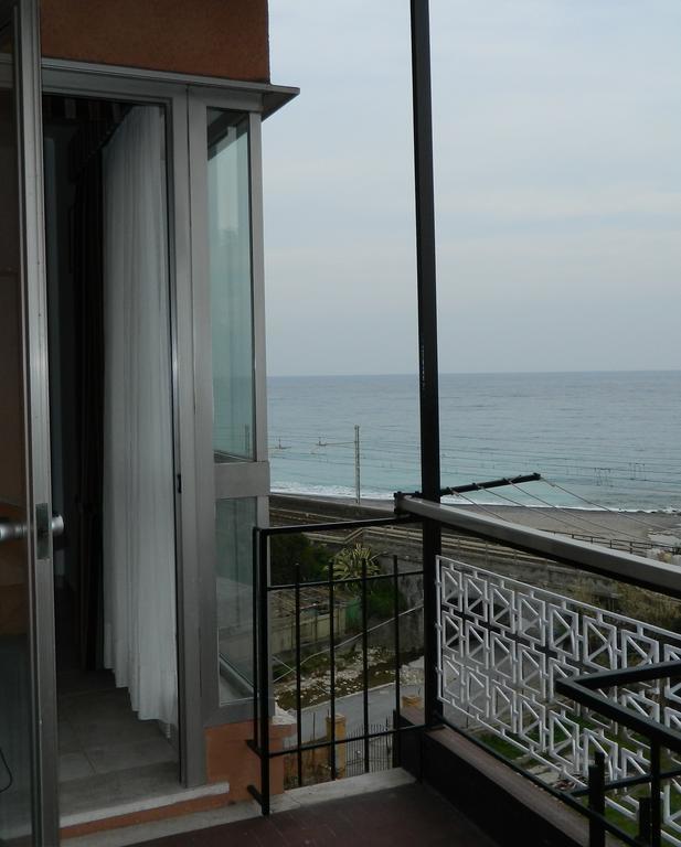 Residence Dei Fiori Bordighera Szoba fotó