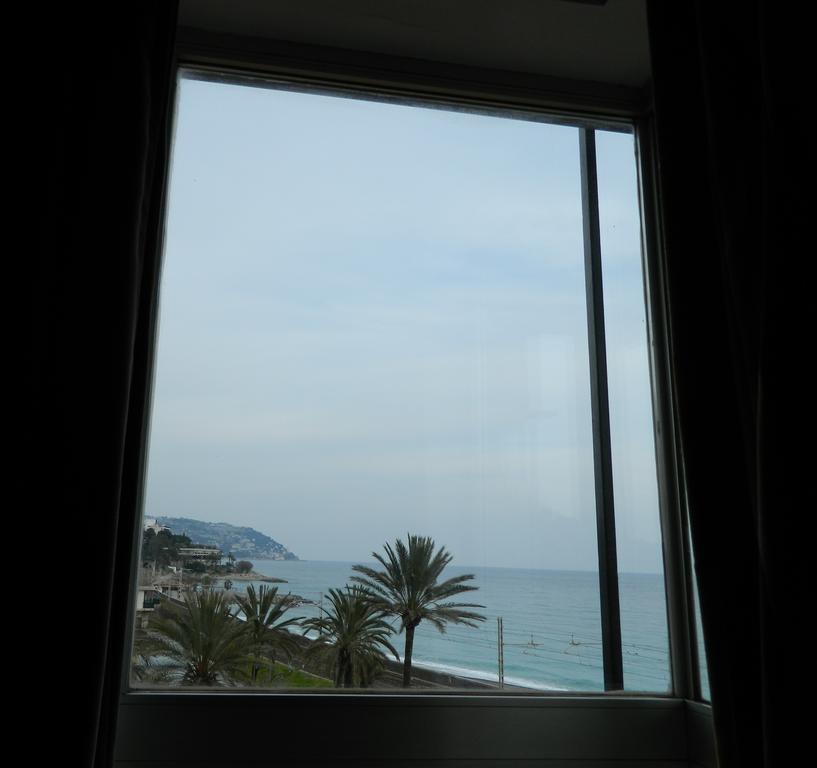 Residence Dei Fiori Bordighera Kültér fotó