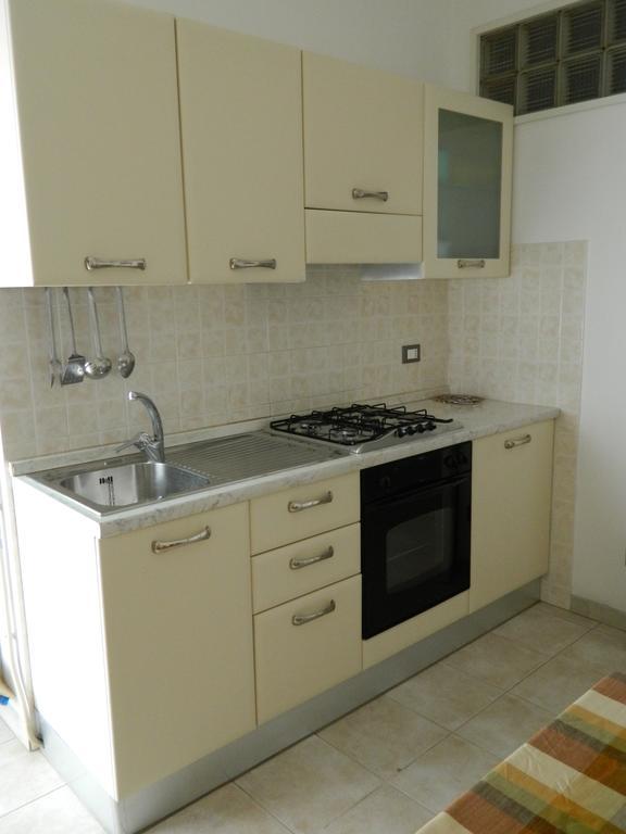 Residence Dei Fiori Bordighera Szoba fotó