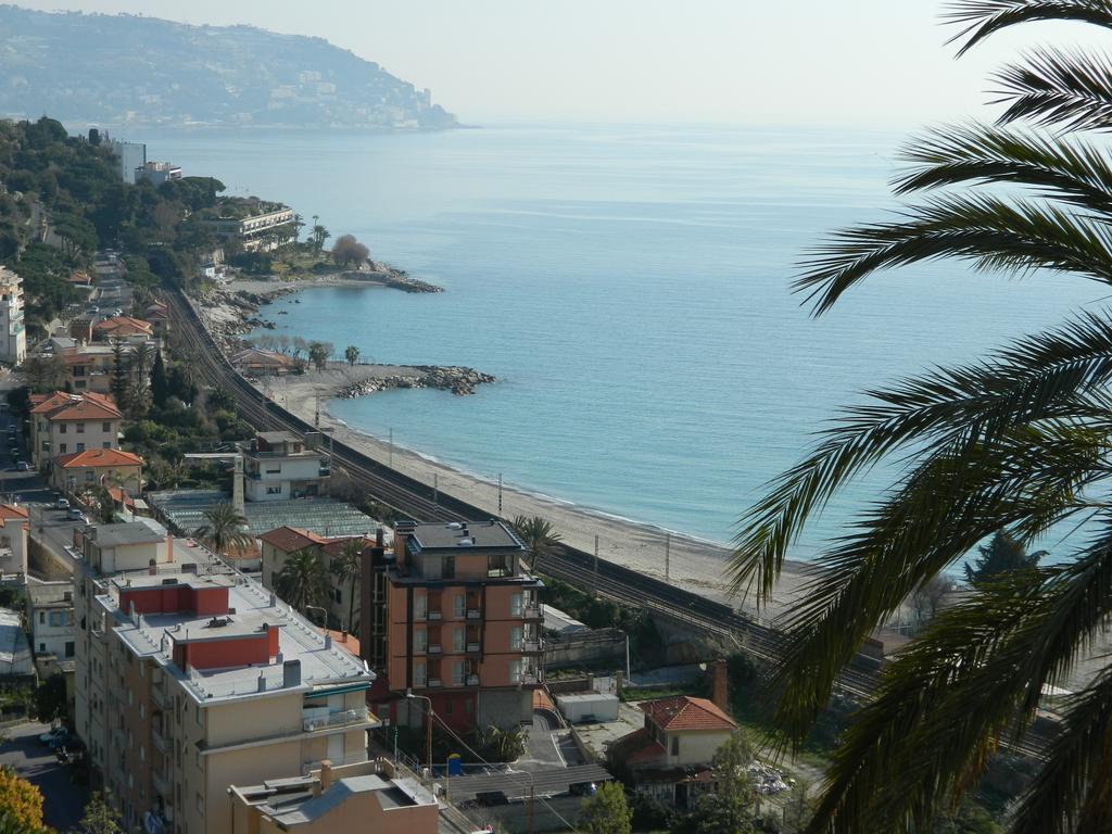 Residence Dei Fiori Bordighera Kültér fotó
