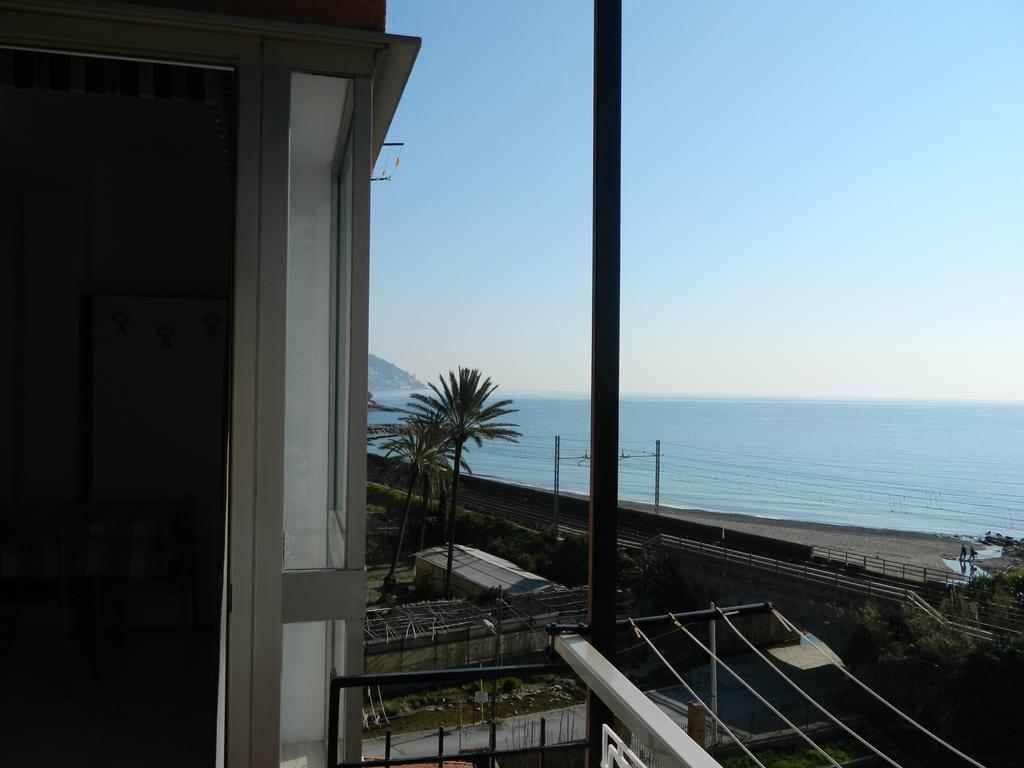 Residence Dei Fiori Bordighera Szoba fotó