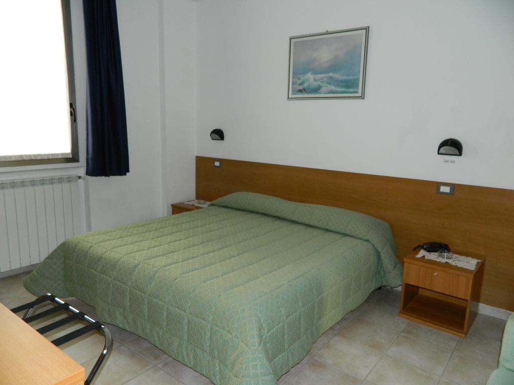 Residence Dei Fiori Bordighera Kültér fotó
